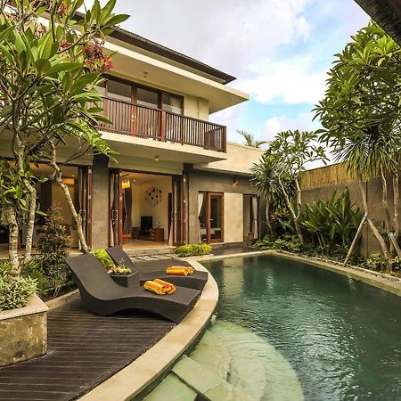 Aksata Villas Canggu Exterior foto