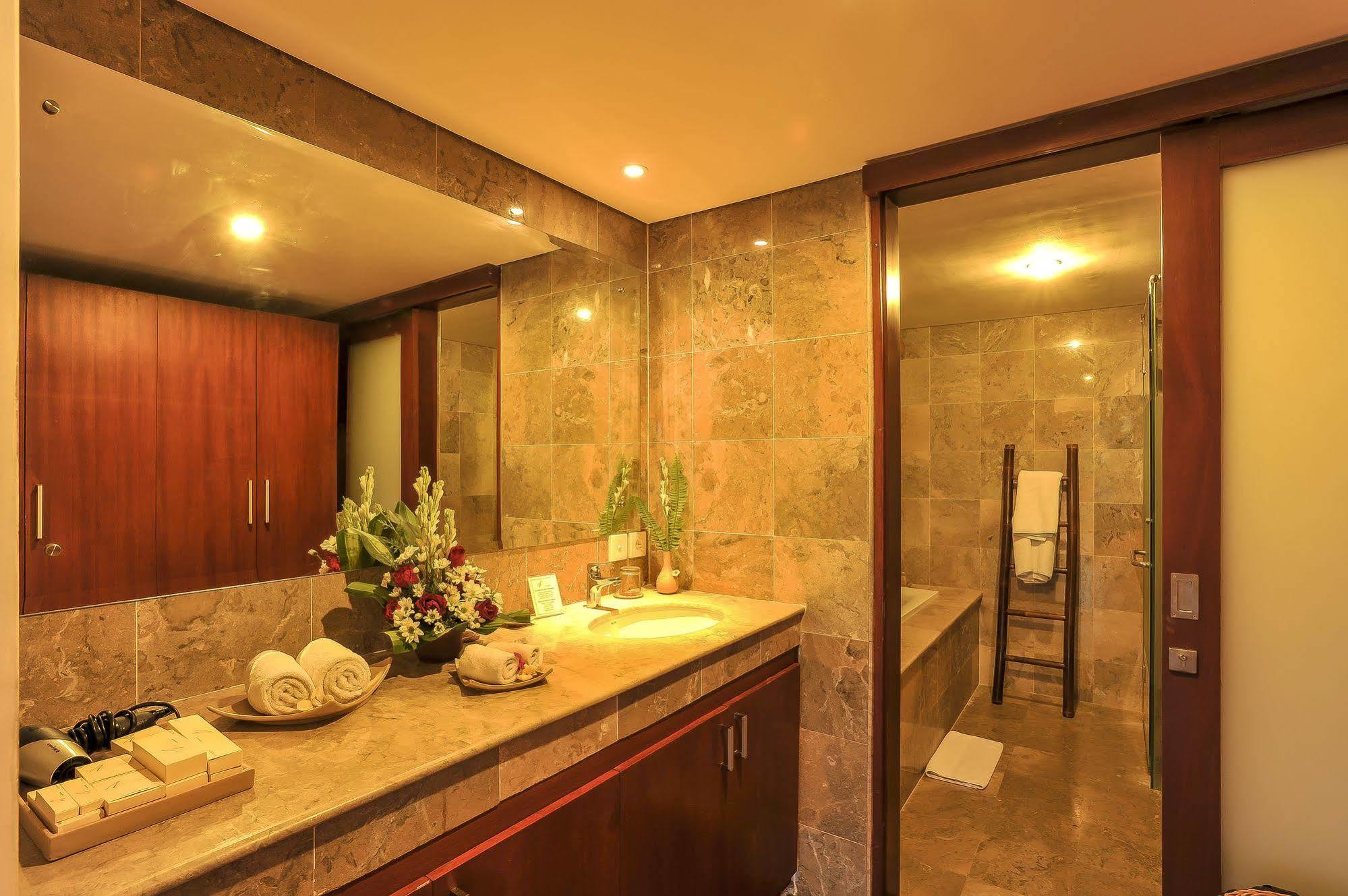 Aksata Villas Canggu Exterior foto